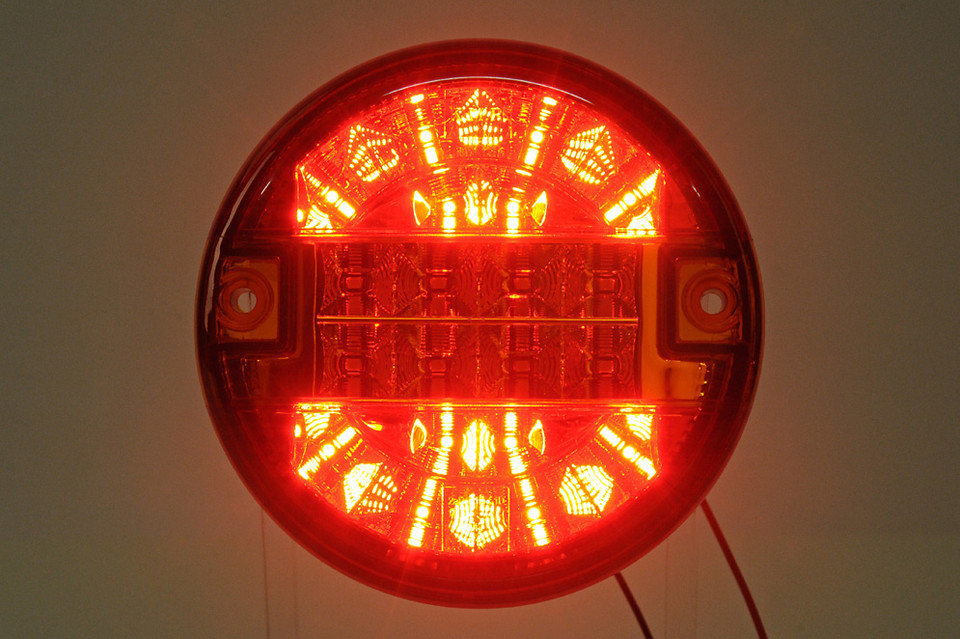 LED Heckleuchte Ø 140 mm Blink Begrenzungs Stop-Licht