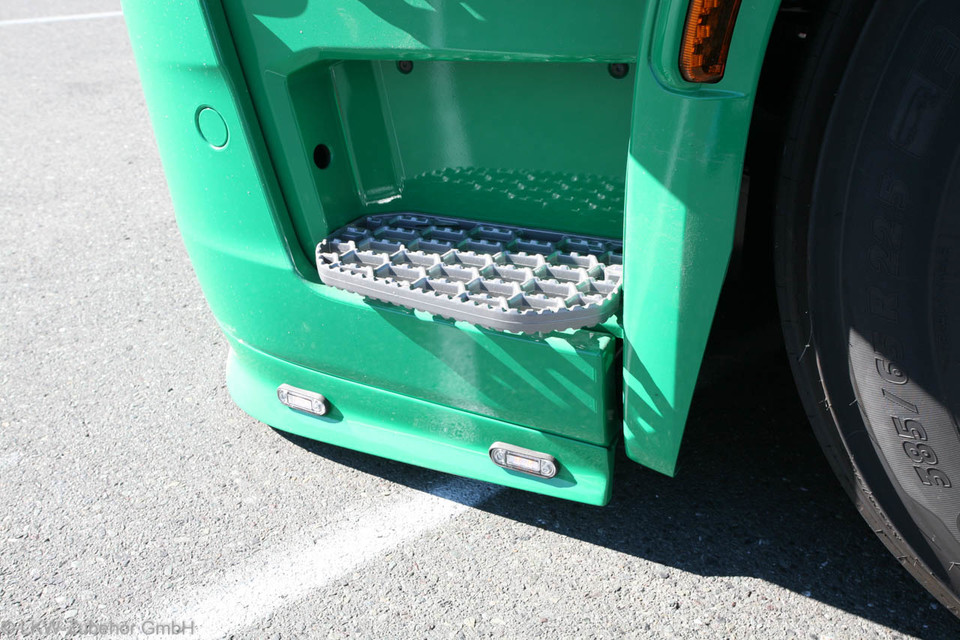 Scania Scania NGS Spoiler Lippe Hohe Stoßstange Type 9