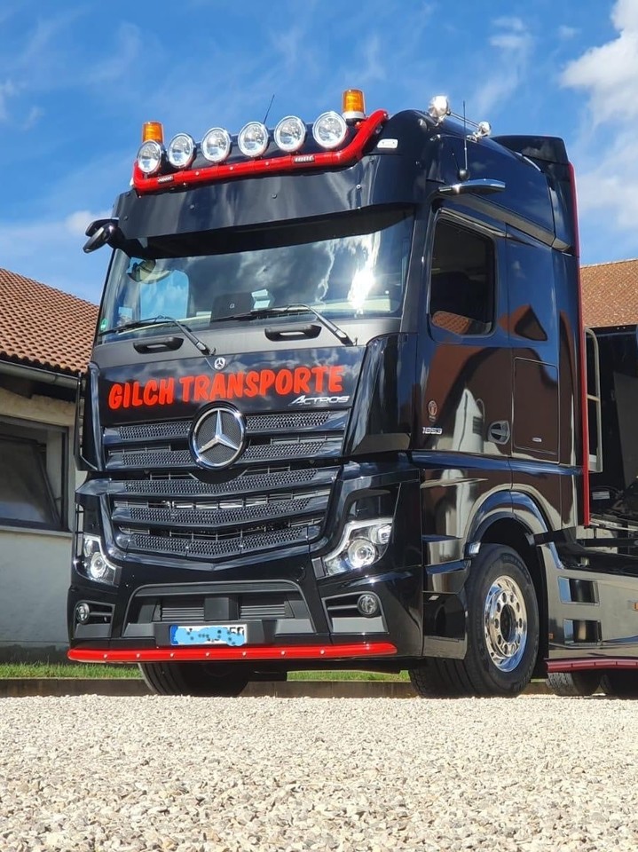 Lkw Zubehor Gardinen Sitze Schmutzfanger Fussmatten Tunnelabdeckung Namensschilder
