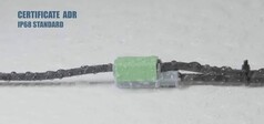 Schnellkupplung mit gr�nem Geh�use und Kabeln, ADR- und IP68-zertifiziert.