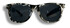 Sonnenbrille mit blau-grnem Muster, schwarzem Brillenetui und Putztuch auf weiem Hintergrund.