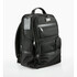 Schwarzer Rucksack mit integriertem Ortungsger�t-Anh�nger.
